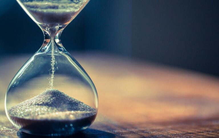 Why Some Connections Feel Timed, Not Chosen